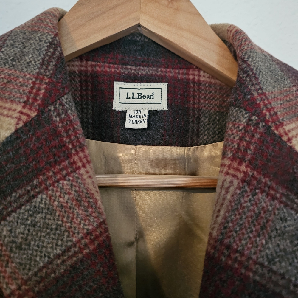 L.L. Bean Women's Plaid Blazer - Red and Brown - Picture 6 of 7